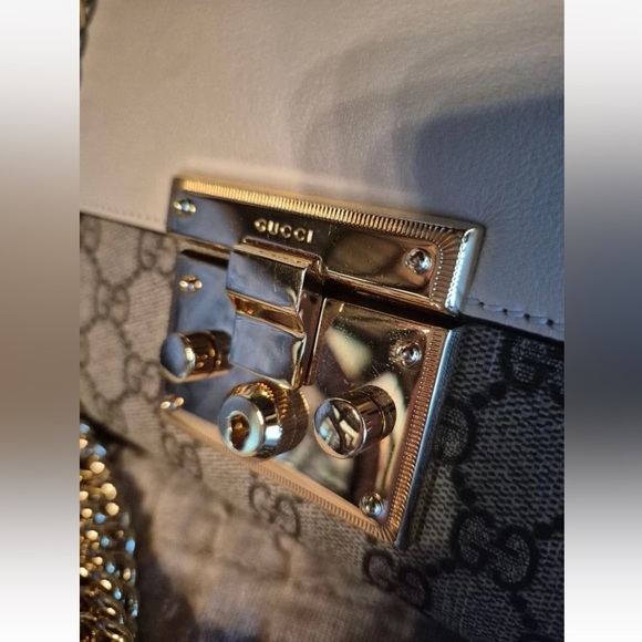 Gucci Beige and Gold Crossbody Bag - Picture 2 of 15